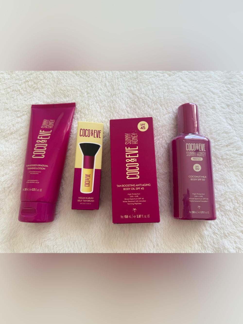 COCO & EVE Gradual Tanner, SPF Body Oil, Kabuki brush, Coconut milk SPF Lor